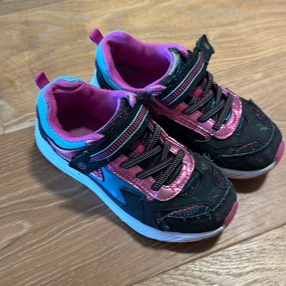 Light up Stride Rite 13W sneakers - Picture 1 of 5